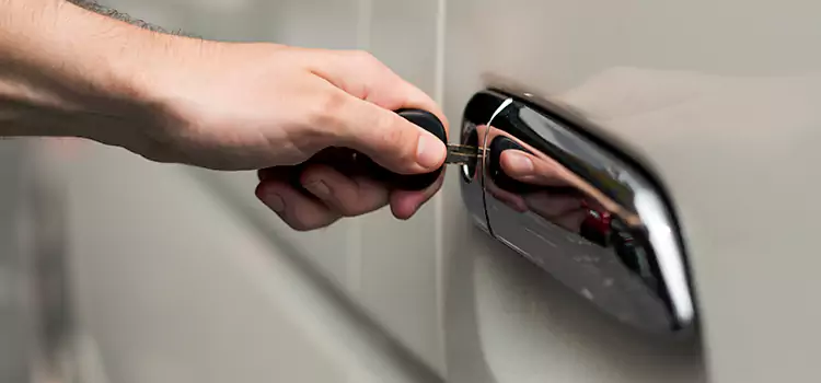 Why Choose Our Auto Locksmith Team in Apple Valley, MN?