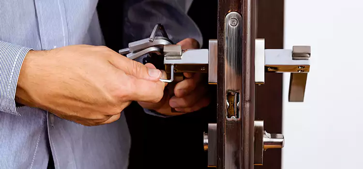 Commercial Door Lock Repair Apple Valley